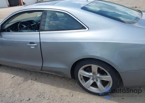 2016 Audi A5 2.0T Premium из США, поврежденный, VIN WAUD2AFR6GA000996